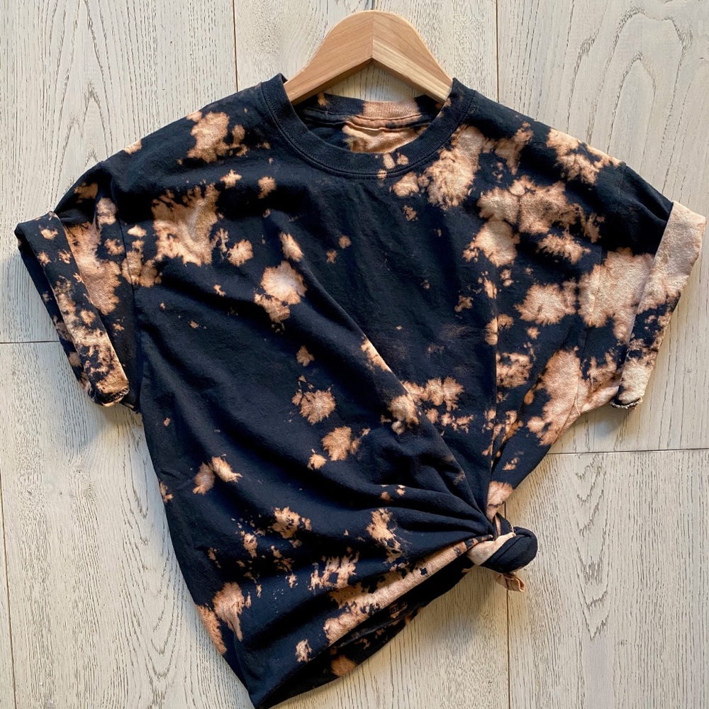 Acid wash t-shirt